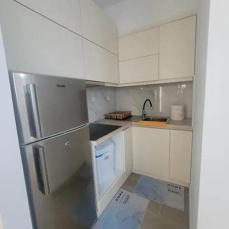 Juli's Apartamento Livadhja